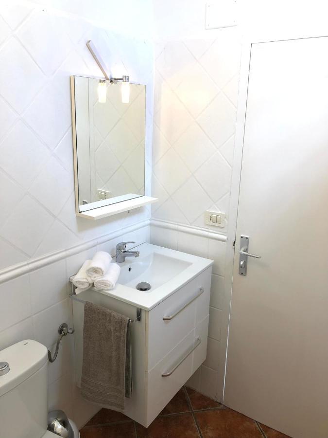 Primavera Holiday Apartment อาโรนา ภายนอก รูปภาพ