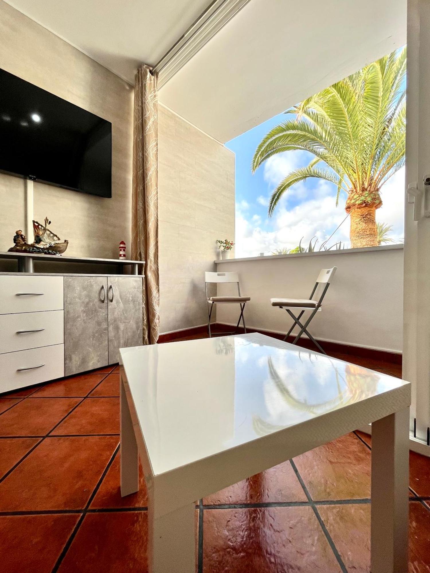 Primavera Holiday Apartment อาโรนา ภายนอก รูปภาพ